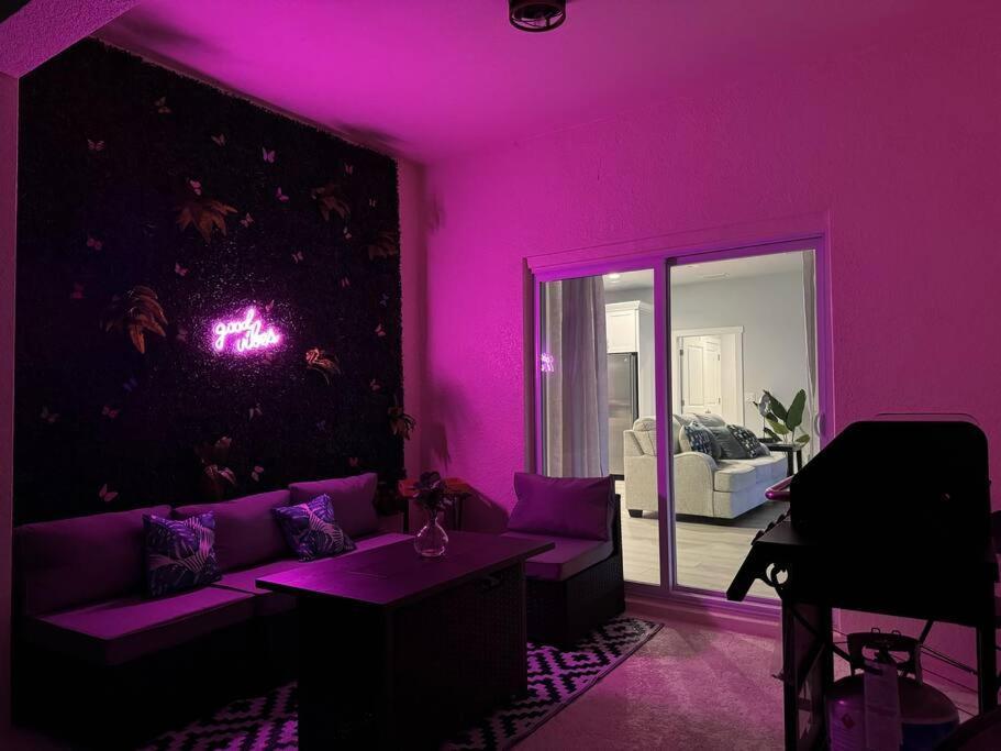 Vila Brand New Tampa Oasis With Private Jacuzzi Retreat Lutz Exteriér fotografie