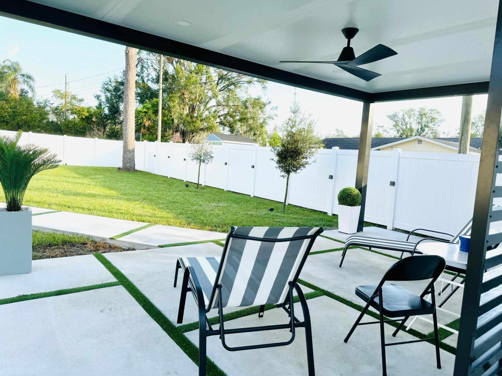 Vila Brand New Tampa Oasis With Private Jacuzzi Retreat Lutz Exteriér fotografie
