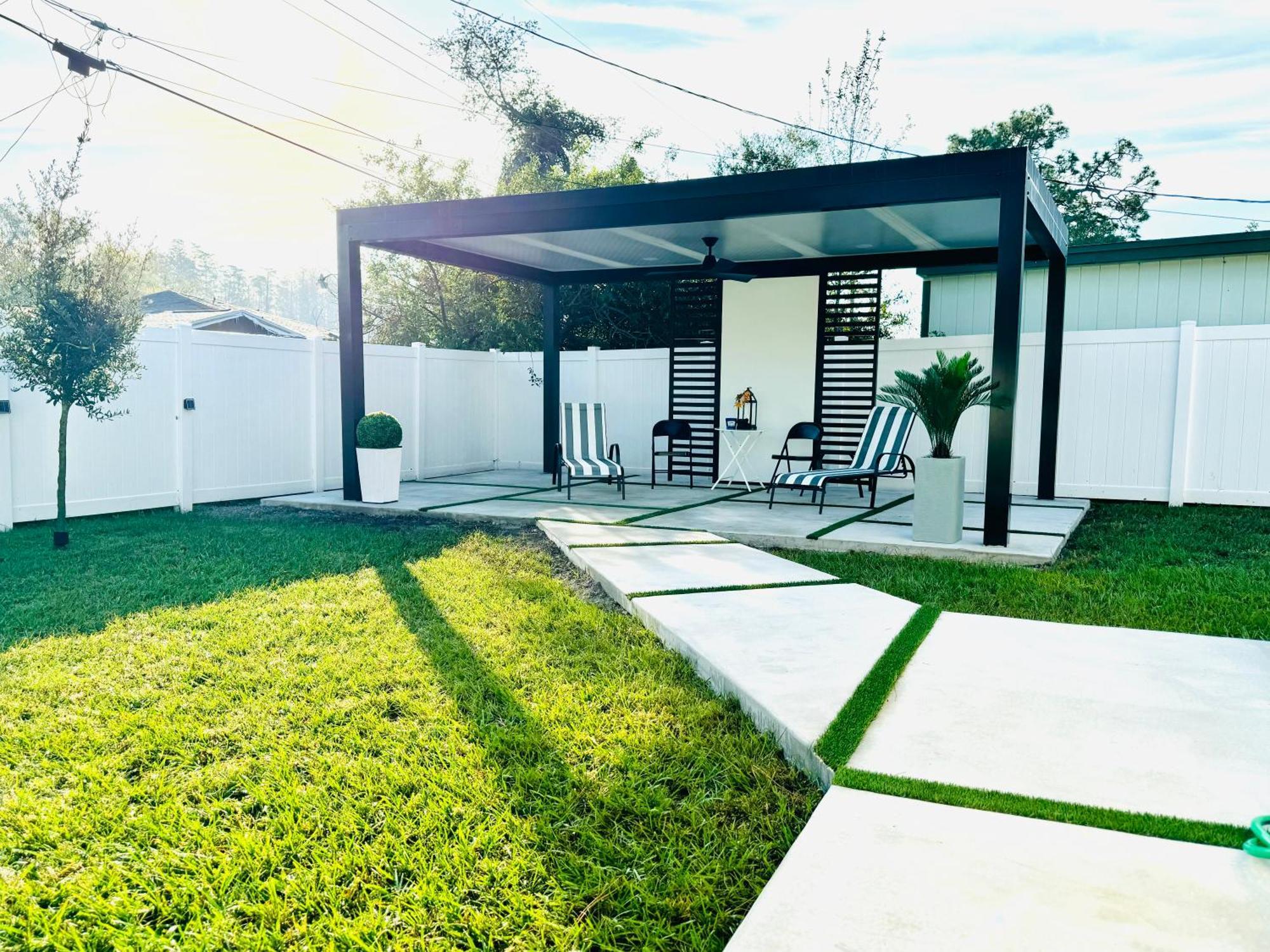 Vila Brand New Tampa Oasis With Private Jacuzzi Retreat Lutz Exteriér fotografie