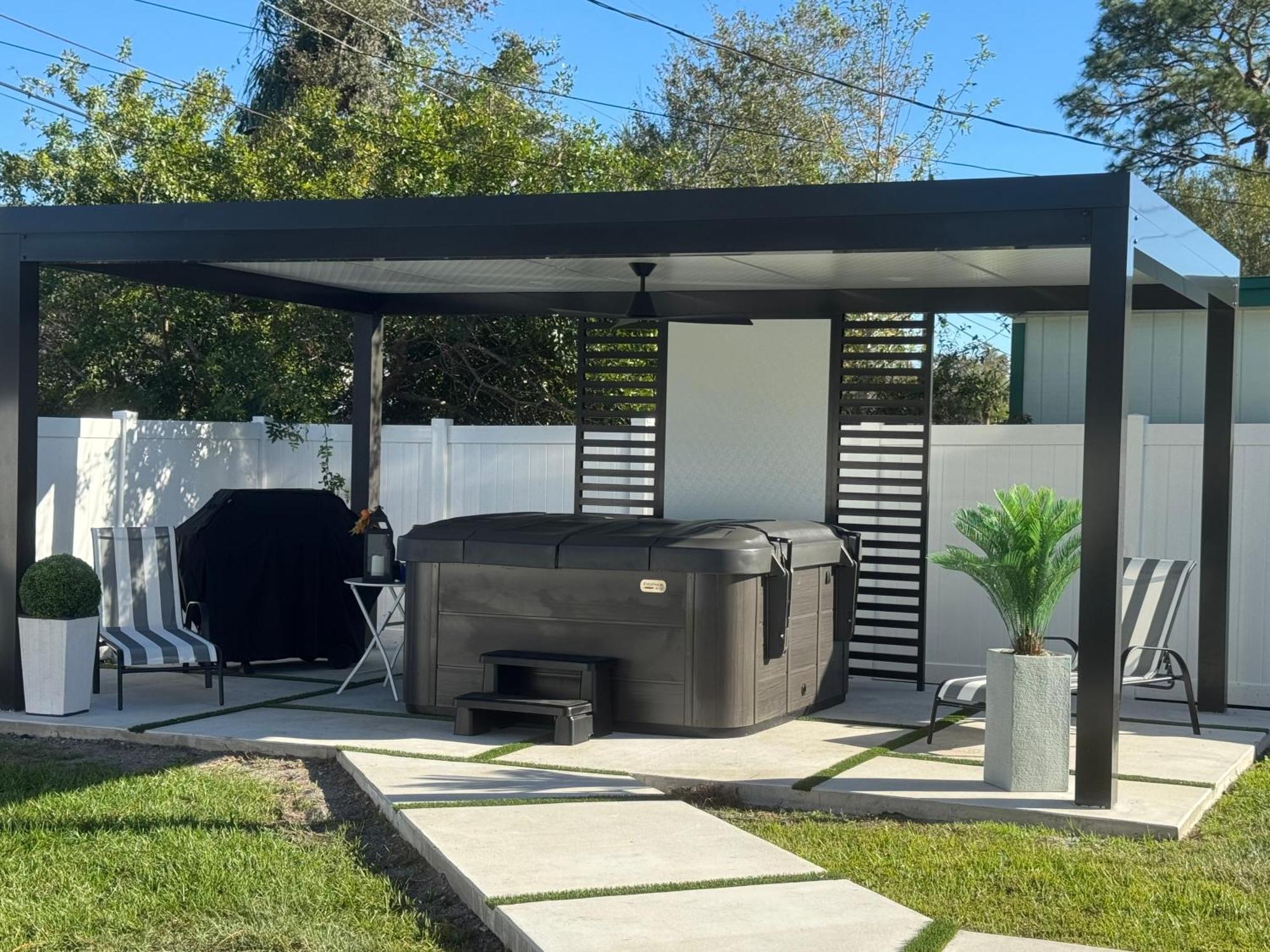 Vila Brand New Tampa Oasis With Private Jacuzzi Retreat Lutz Exteriér fotografie